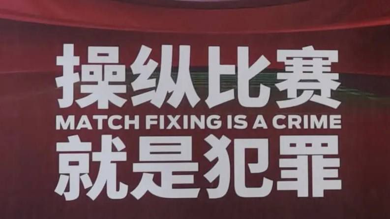 中国精品久久精品三级